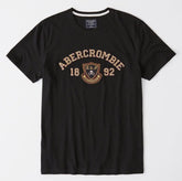 Camiseta A&F Preto Estampa 1892